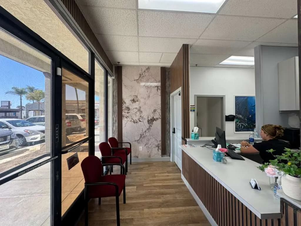 Modern reception at Palm Urgent Care San Ysidro